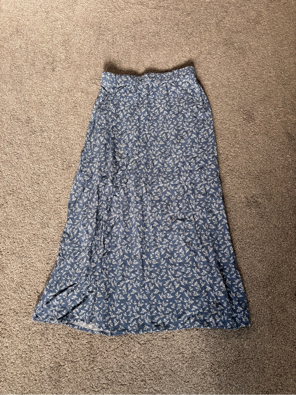 3/$45 Brandy Melville Blue Floral Maxi Skirt